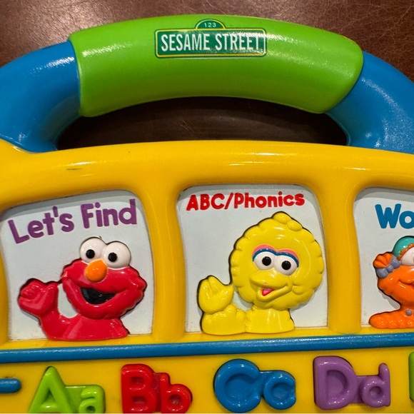 Rare 2000 Fisher Price Sesame Street Talking Alphabet School Bus Toy Vintage - Picture 3 of 4